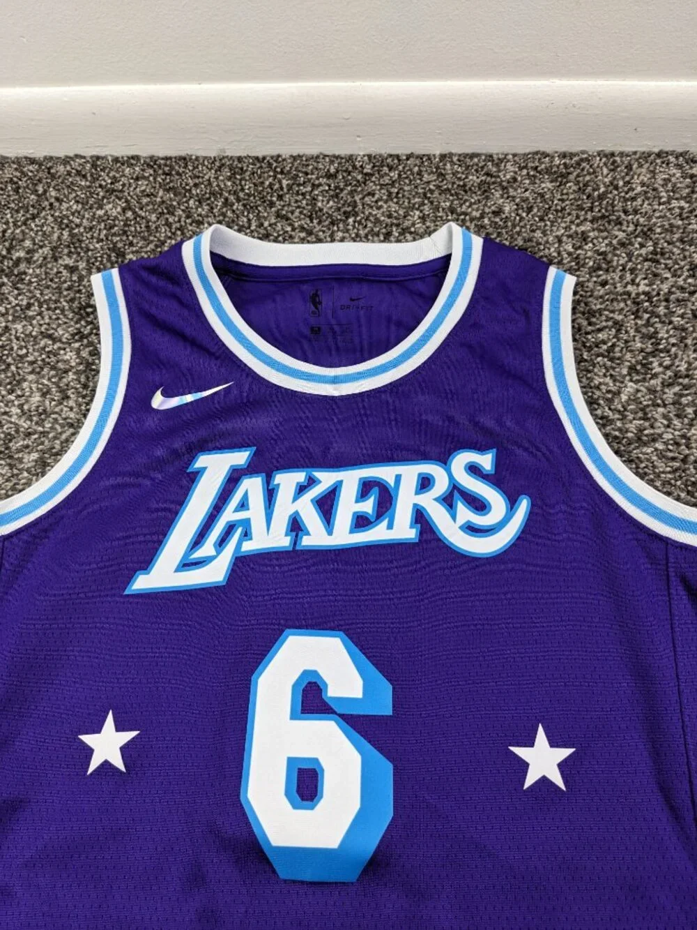 LeBron James Los Angeles Lakers Swingman Jersey City Edition Youth Boys Medium